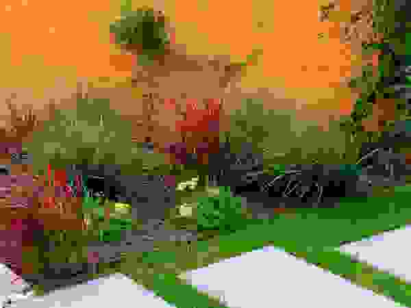 CONCEPTUELLES PAYSAGE ET DECORATION Modern Garden