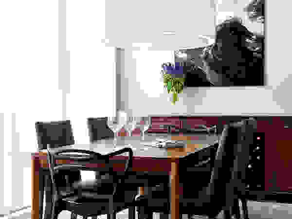 ANNA DUVAL Modern Dining Room Grey