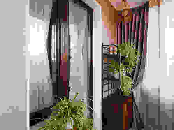 AGRAFFE design Classic style balcony, veranda & terrace