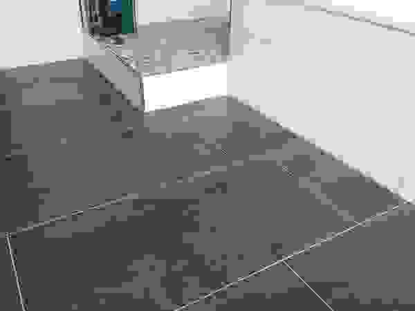 FD Fliesen GmbH Modern Bathroom Tiles