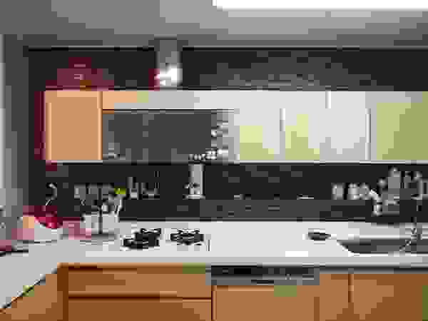 구름집 02-338-6835 Modern Kitchen Wood Wood effect