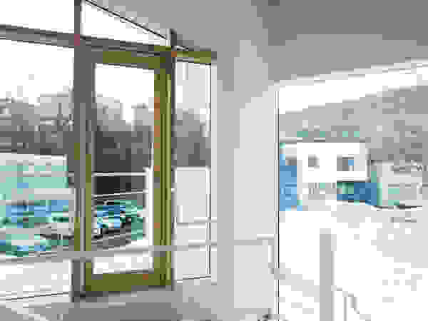 一級建築士事務所 Atelier Casa Minimalist corridor, hallway & stairs