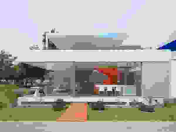 Casa Blanca Martin Dulanto Modern Houses
