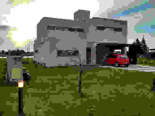 Erb Santiago Modern houses