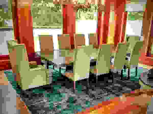 Estilo en muebles EetkamerStoelen & banken