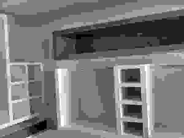 Besana Studio Dressing roomWardrobes & drawers White