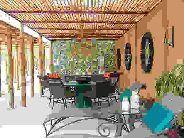 Spazhio Croce Interiores Веранда и терраса в тропическом стиле
