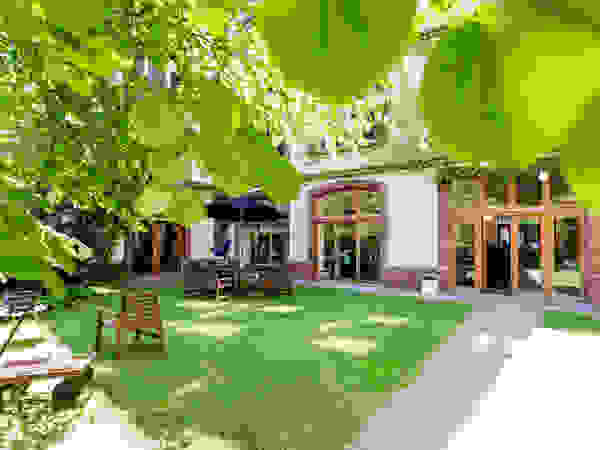 Bloomy Days GmbH Modern Garden
