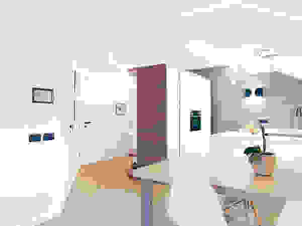 Lemayr Thomas Modern living room