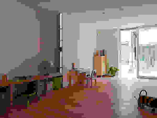 水石浩太建築設計室/ MIZUISHI Architect Atelier Modern Kid's Room