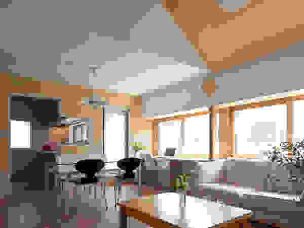 水石浩太建築設計室/ MIZUISHI Architect Atelier Modern Living Room