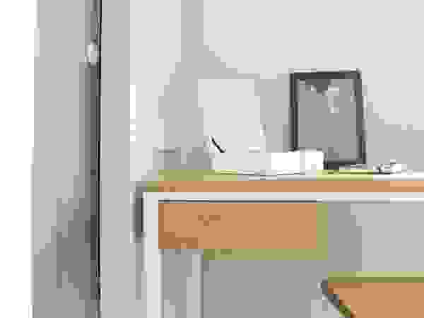 Minimalistyczna sypialnia Pracownia Projektowa Pe2 Minimalistyczna sypialnia
