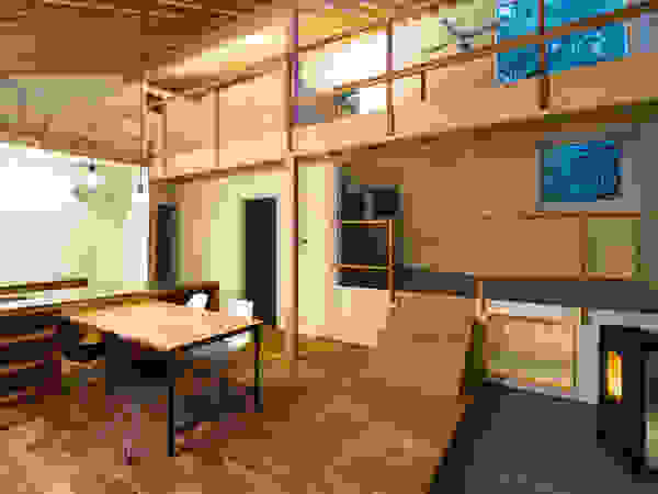一級建築士事務所 Atelier Casa Walls Solid Wood Brown