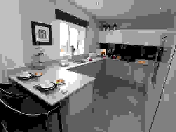 Adding those finishing touches to your home… Graeme Fuller Design Ltd Modern Kitchen