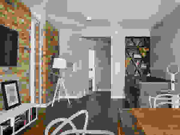 Girl and the cat BLACKHAUS Modern Living Room Wood Wood effect