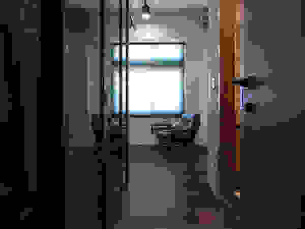 珞石設計 LoqStudio Спальня