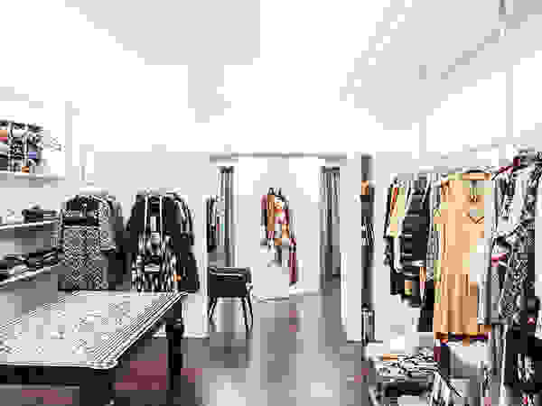 BRANDO concept Offices & stores