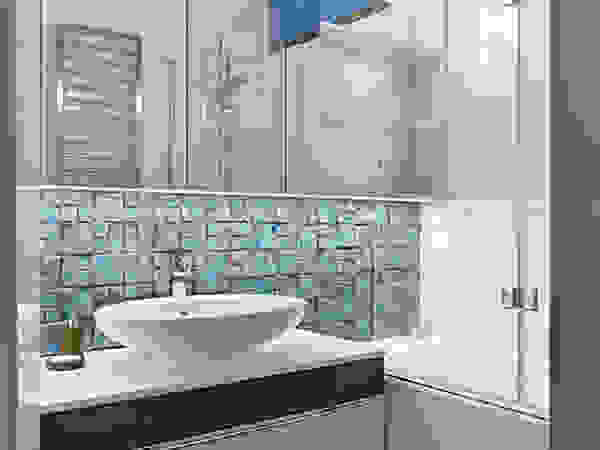 Marina Pennie Design&Art Eclectic style bathroom Blue