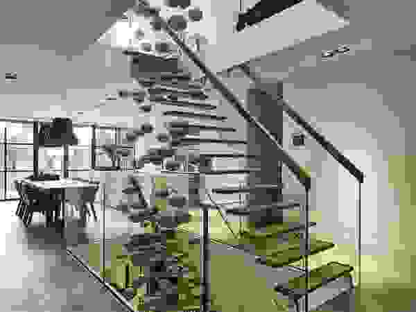 EeStairs | Stairs and balustrades Modern corridor, hallway & stairs Wood