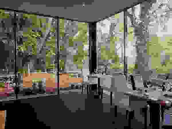 Burckhardt Metall Glas GmbH Modern dining room