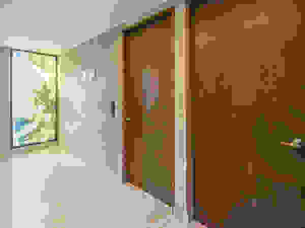 PHia Windows & doors Doors