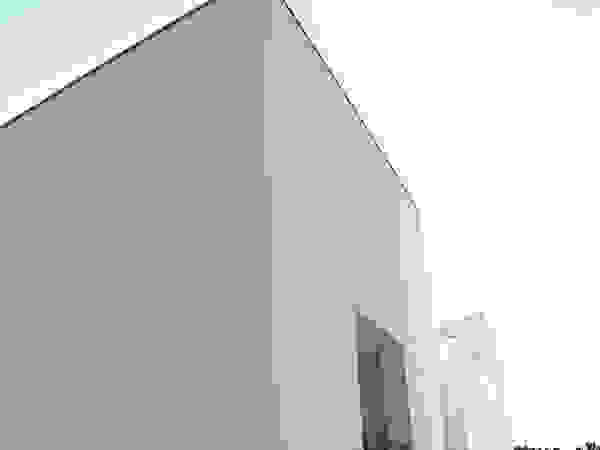 Oficina de Conceitos Minimalist house Granite White