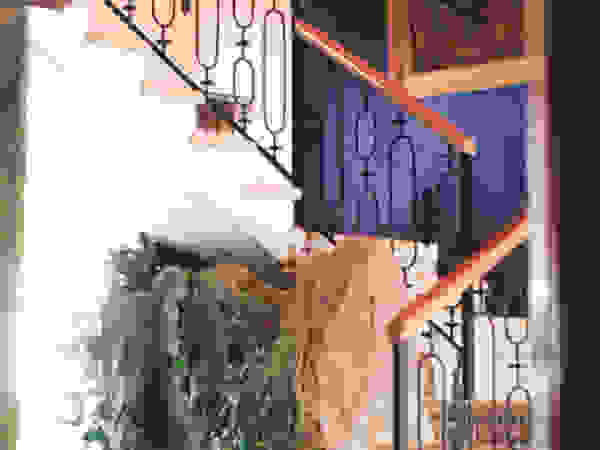 Base-Arquitectura Mediterranean style corridor, hallway and stairs
