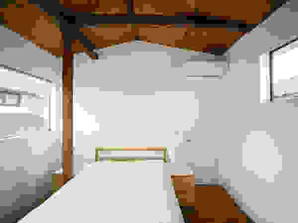ディンプル建築設計事務所 Modern style bedroom