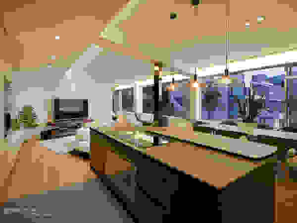 Make Architects + Interior Studio Modern Kitchen