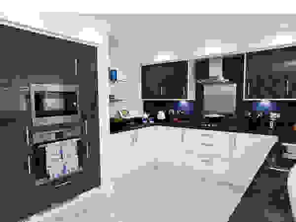 Make every room a new adventure… .. Graeme Fuller Design Ltd Modern Kitchen