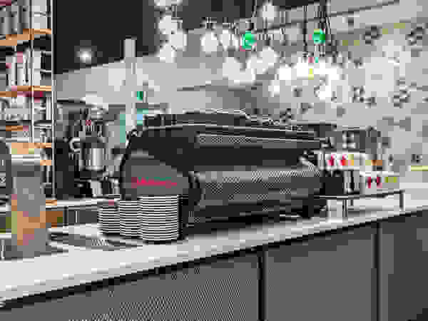 Counter detail Alice D'Andrea Design Bars & clubs Iron/Steel Grey