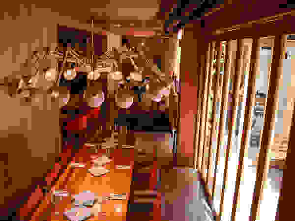 PIXAR CHANDELIER Guzman Studio Dining roomLighting White