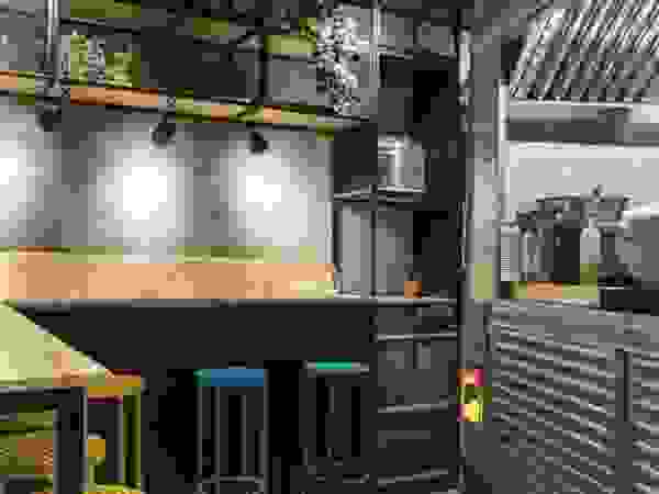 Ortho Estudio Modern bars & clubs