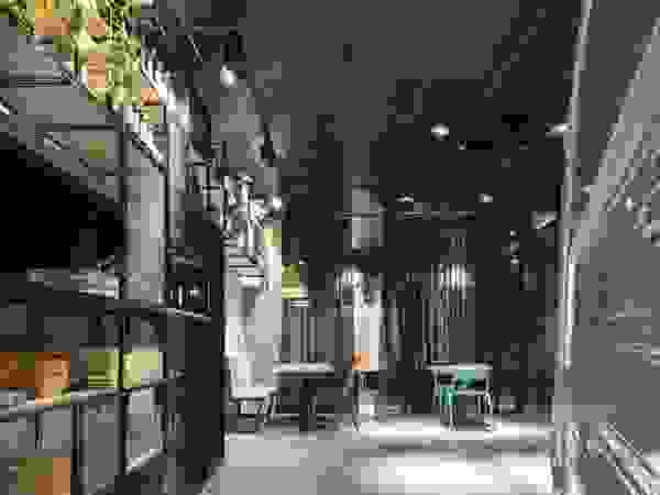 Ortho Estudio Modern bars & clubs