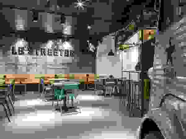 Ortho Estudio Modern bars & clubs