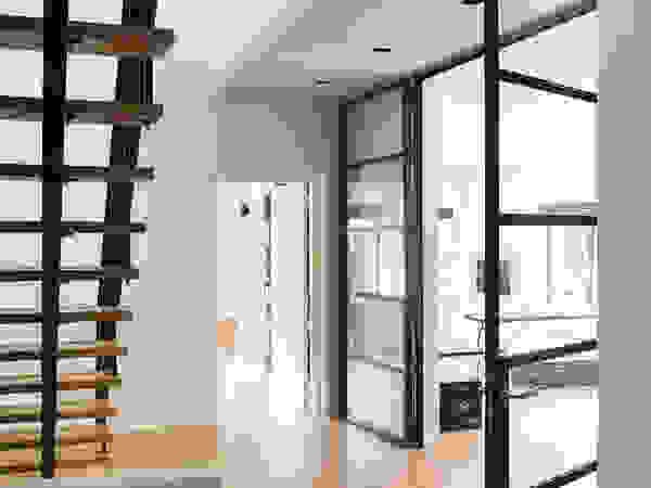 VASD interieur & architectuur Modern corridor, hallway & stairs