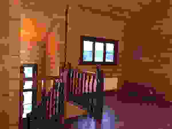 Техно-сруб Classic style corridor, hallway and stairs Wood