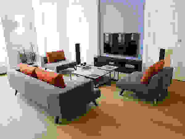 Myriam Wozniak Architecture et décoration Modern living room