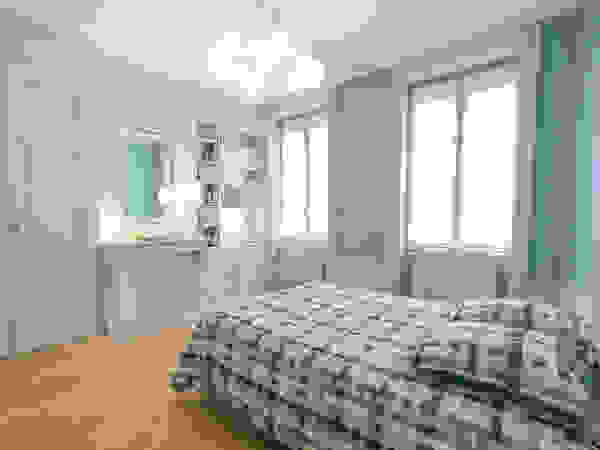 Myriam Wozniak Architecture et décoration Modern style bedroom