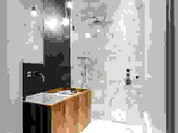 NOMADE ARCHITETTURA E INTERIOR DESIGN Modern Bathroom