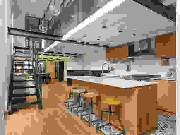 NOMADE ARCHITETTURA E INTERIOR DESIGN Industrial style kitchen