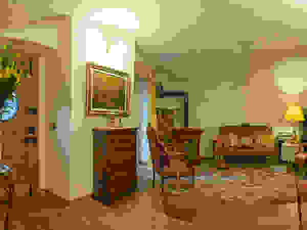 L'Antica s.a.s. Modern living room
