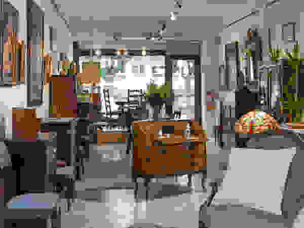 L'Antica s.a.s. Modern dining room