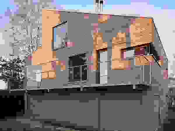 ARCHITEKTEN GECKELER Modern houses Wood Grey