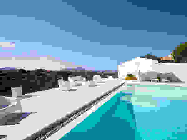 i.Blue Piscine Басейн