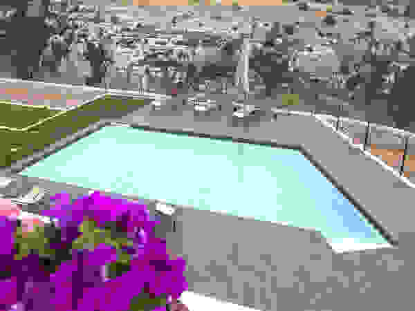 i.Blue Piscine Басейн