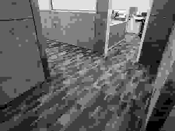 VERONA CARPETES E VINILICOS Комерційні простори Сірий