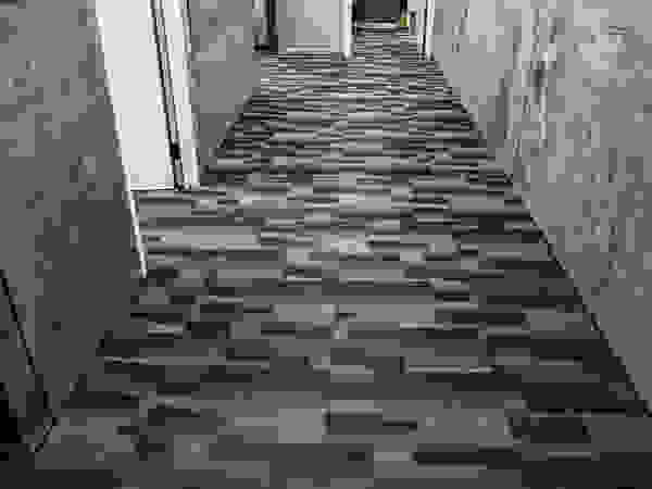 VERONA CARPETES E VINILICOS Комерційні простори Сірий