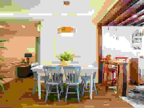 APARTAMENTO CENTRO II Join Arquitetura e Interiores Salas de jantar rústicas