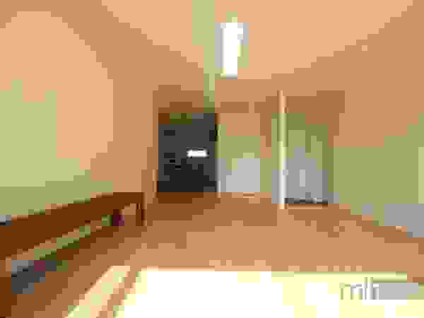 minimalhouse Медіа-зал